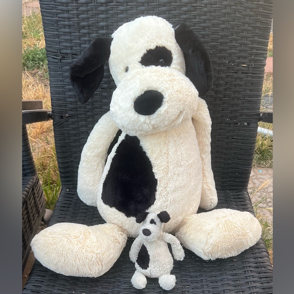 Jellycat bashful puppy giant 21” and small 6” cream with black spot